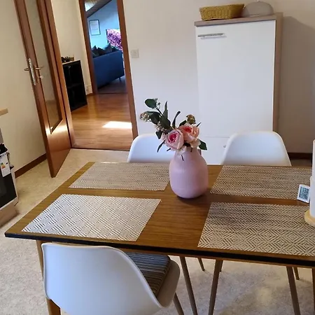 Apartamento Dachwohnung *